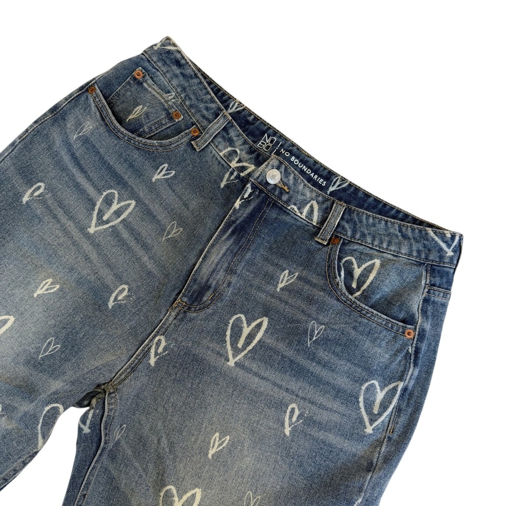 No Boundaries Heart Print High Rise Straight Leg Jeans Blue Medium Wash Size 15